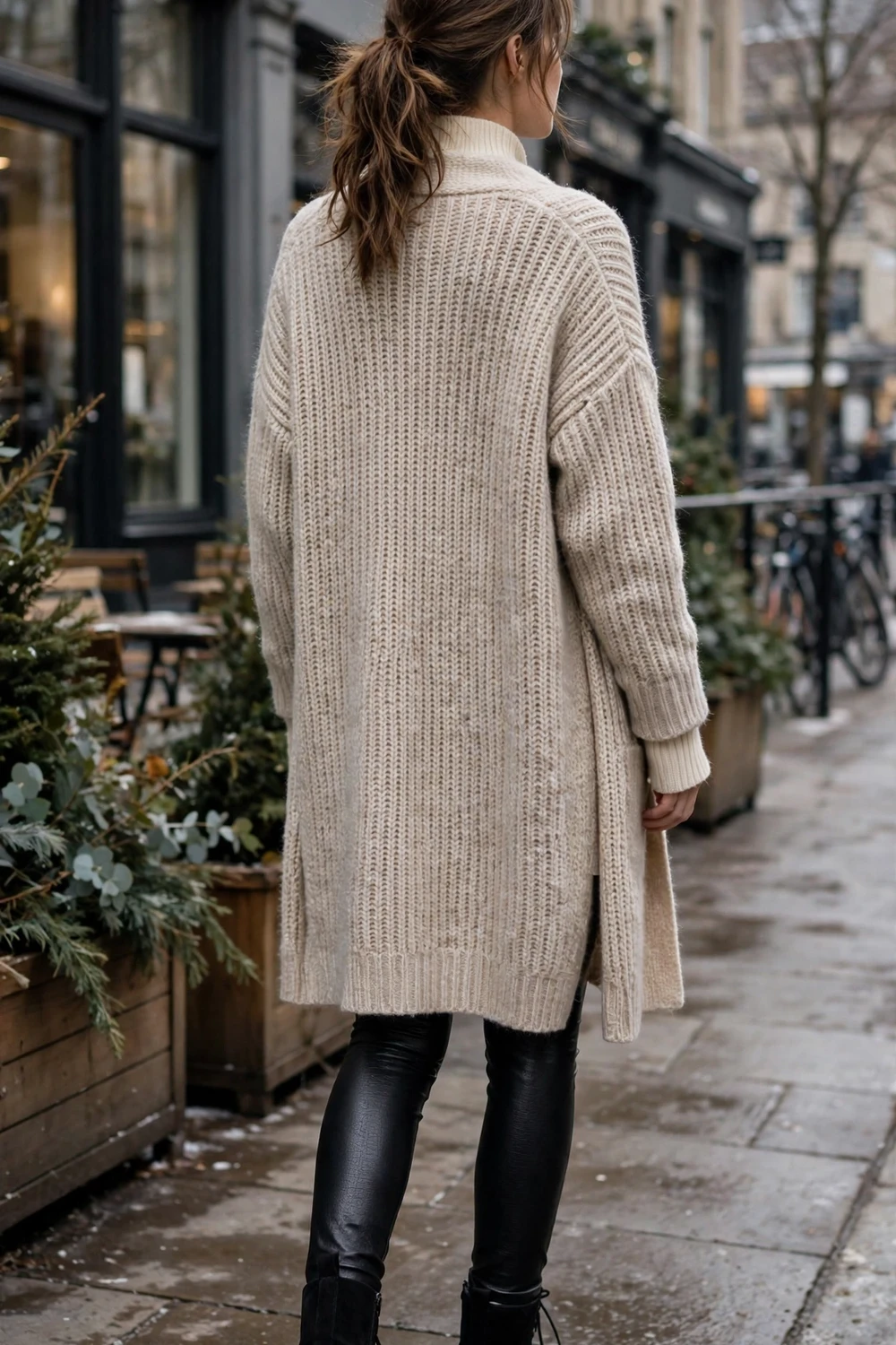 Longline cardigan and leather leggings winter outfit